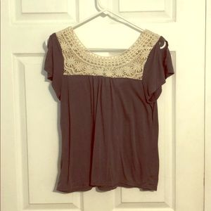 ‼️⬇️ Lace Shirt